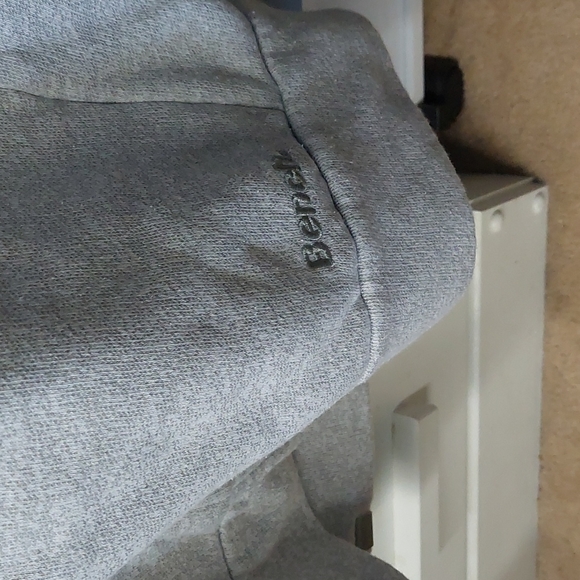 Bench Long Hoodie - Picture 3 of 4